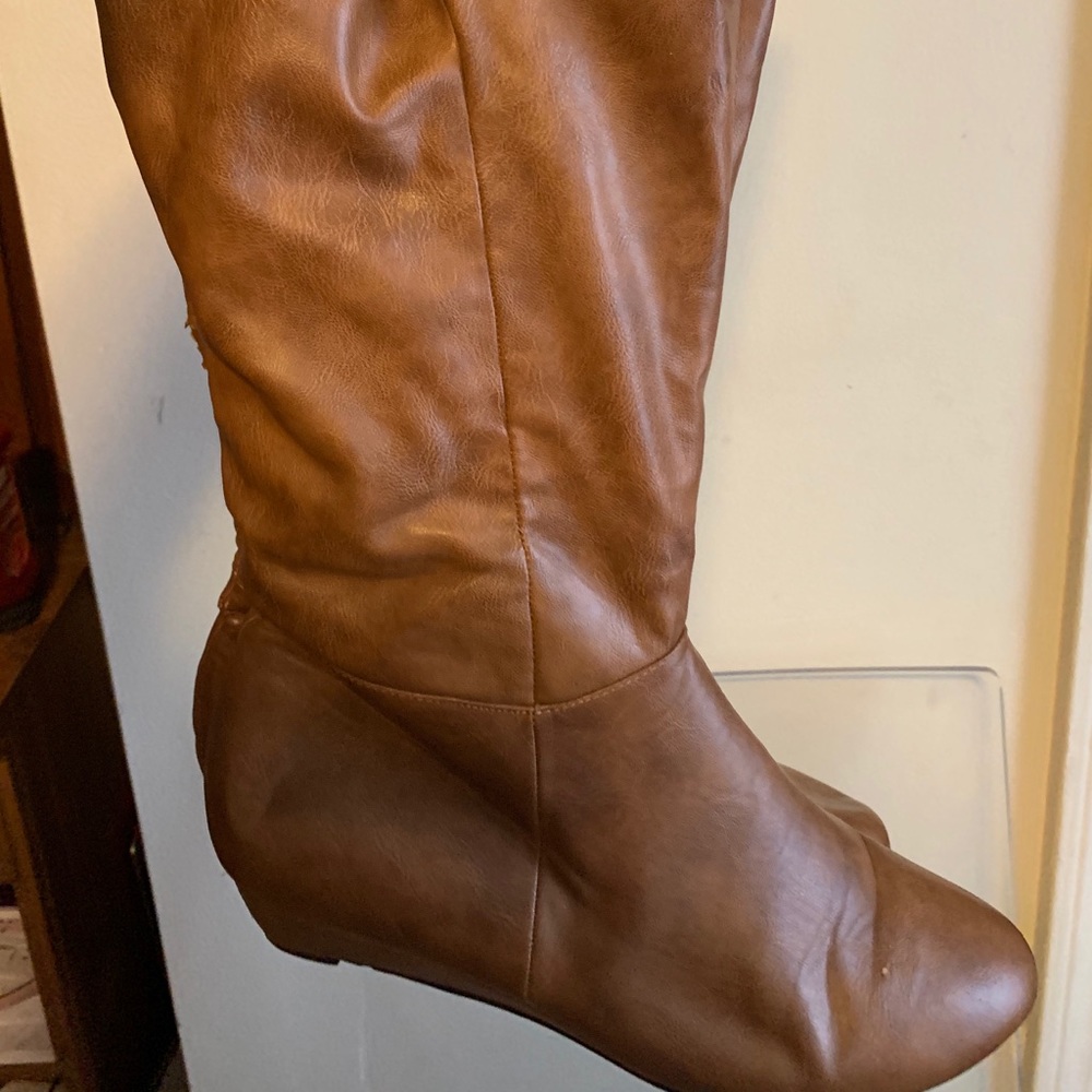 Carmel Knee high Boots